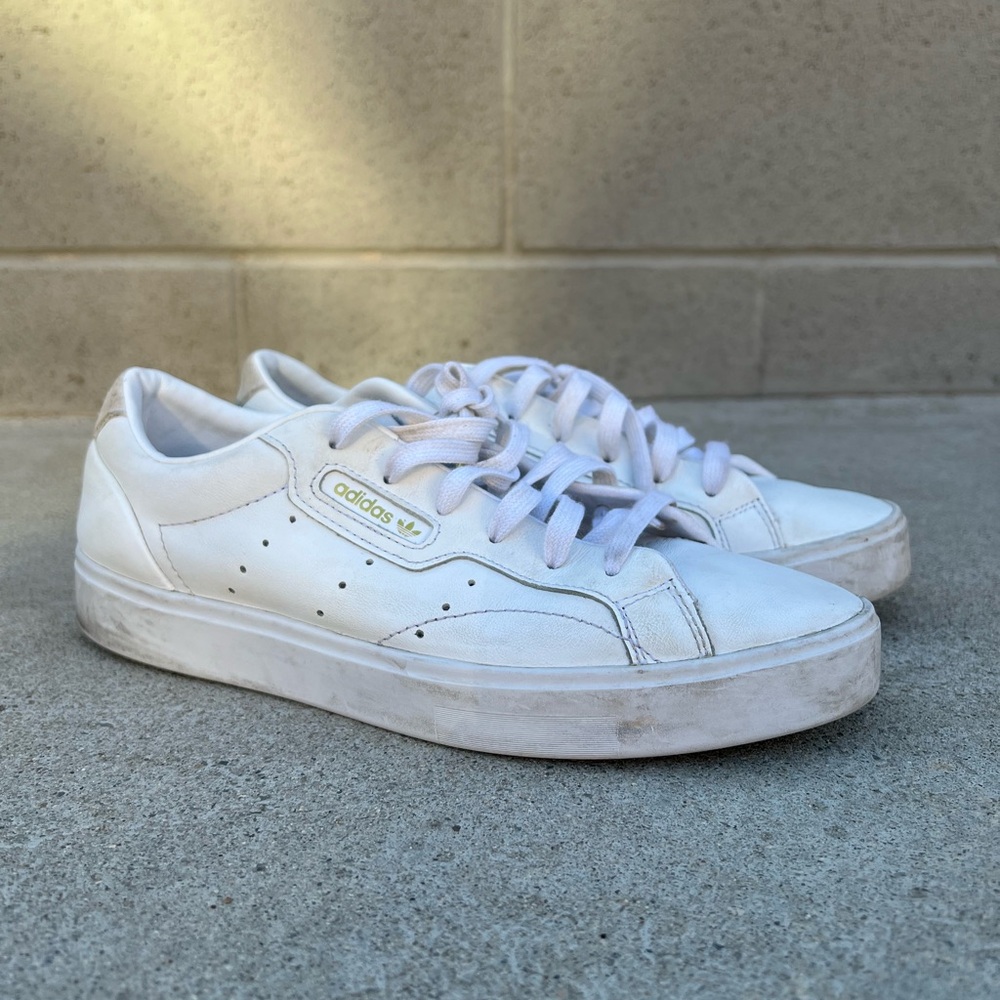 Adidas Sleek sneakers